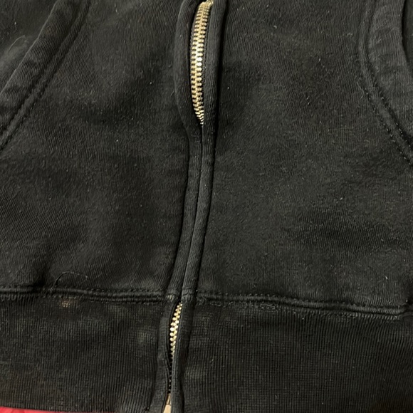 Famous stars*straps white rose skull front zip hoodie - Picture 7 of 9